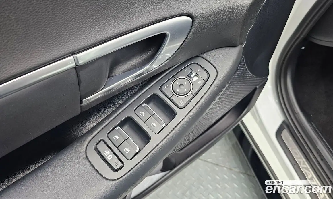 Hyundai Sonata 2019 2.0 автомат (гидро), фото 26 Hyundai Sonata 2019 2.0 автомат (гидро), фото 26