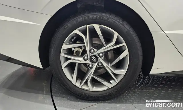 Hyundai Sonata 2019 2.0 автомат (гидро), миниатюра 5 Hyundai Sonata 2019 2.0 автомат (гидро), миниатюра 5