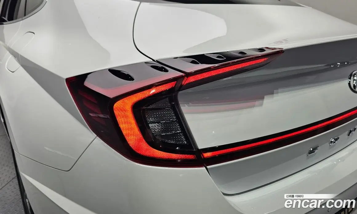 Hyundai Sonata 2019 2.0 автомат (гидро), фото 9 Hyundai Sonata 2019 2.0 автомат (гидро), фото 9