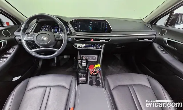Hyundai Sonata 2019 2.0 автомат (гидро), миниатюра 10 Hyundai Sonata 2019 2.0 автомат (гидро), миниатюра 10