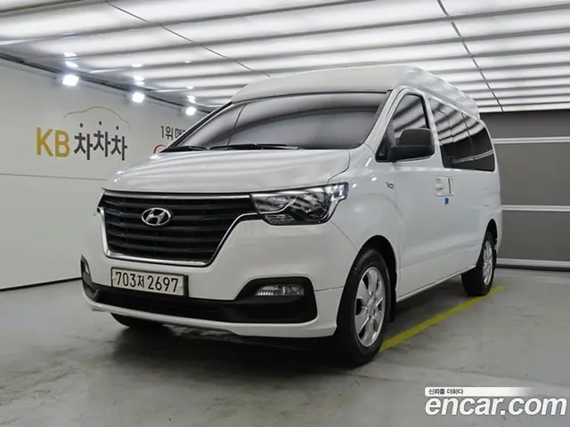 Hyundai Starex 2019 2.5 автомат (гидро), миниатюра 1 Hyundai Starex 2019 2.5 автомат (гидро), миниатюра 1