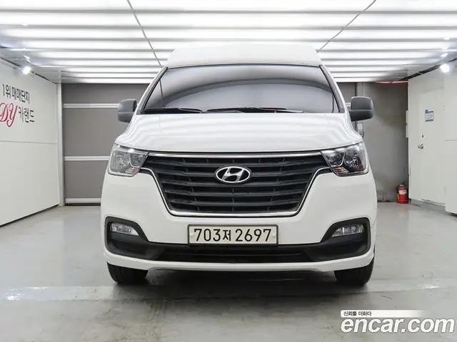 Hyundai Starex 2019 2.5 автомат (гидро), миниатюра 2 Hyundai Starex 2019 2.5 автомат (гидро), миниатюра 2