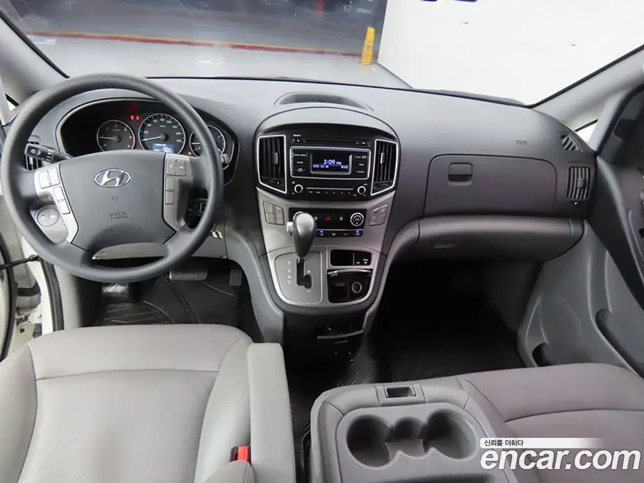 Hyundai Starex 2019 2.5 автомат (гидро), фото 14 Hyundai Starex 2019 2.5 автомат (гидро), фото 14