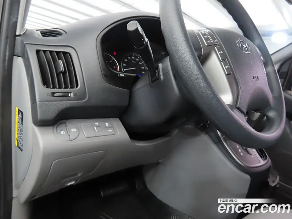 Hyundai Starex 2019 2.5 автомат (гидро), фото 16 Hyundai Starex 2019 2.5 автомат (гидро), фото 16