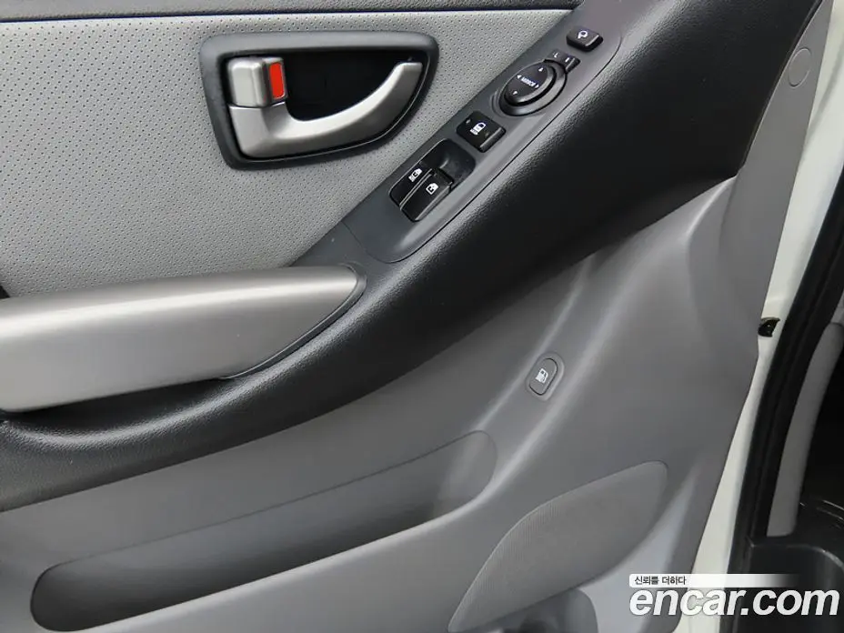 Hyundai Starex 2019 2.5 автомат (гидро), фото 17 Hyundai Starex 2019 2.5 автомат (гидро), фото 17