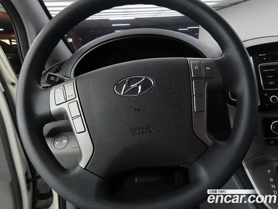 Hyundai Starex 2019 2.5 автомат (гидро), фото 18 Hyundai Starex 2019 2.5 автомат (гидро), фото 18
