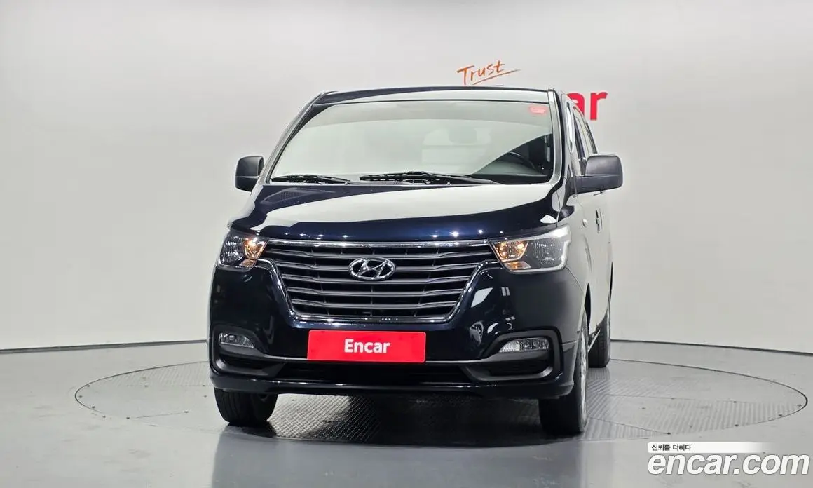 Hyundai Starex 2019 2.5 автомат (гидро), фото 3 Hyundai Starex 2019 2.5 автомат (гидро), фото 3