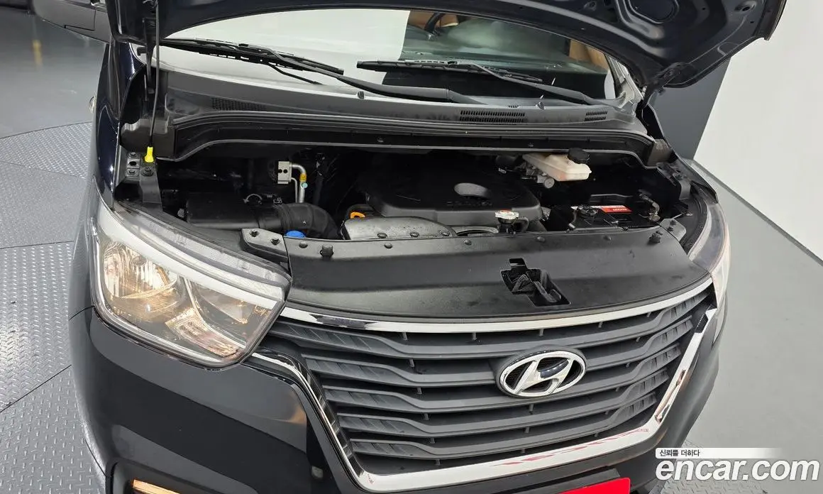 Hyundai Starex 2019 2.5 автомат (гидро), фото 6 Hyundai Starex 2019 2.5 автомат (гидро), фото 6