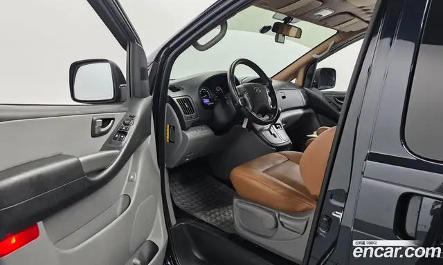 Hyundai Starex 2019 2.5 автомат (гидро), миниатюра 10 Hyundai Starex 2019 2.5 автомат (гидро), миниатюра 10