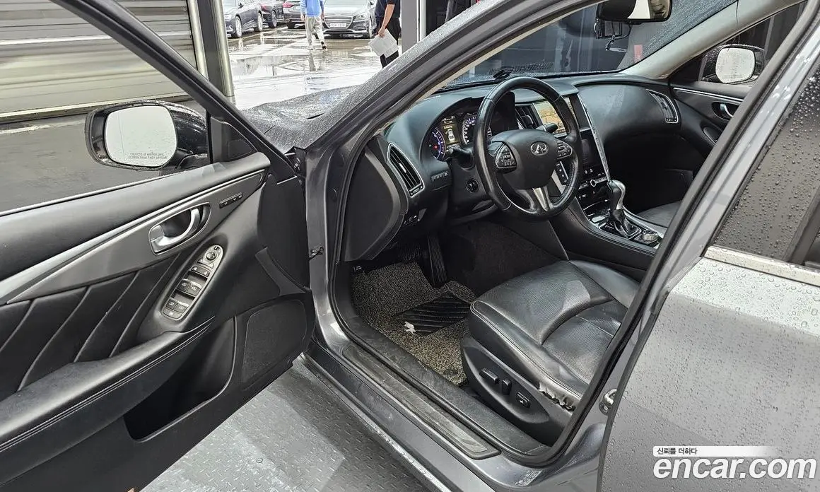 Infiniti Q50 2016 2.1 автомат (гидро), фото 10 Infiniti Q50 2016 2.1 автомат (гидро), фото 10