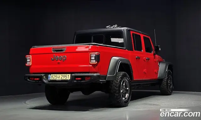 Jeep Gladiator 2022 3.6 автомат (гидро), миниатюра 2 Jeep Gladiator 2022 3.6 автомат (гидро), миниатюра 2