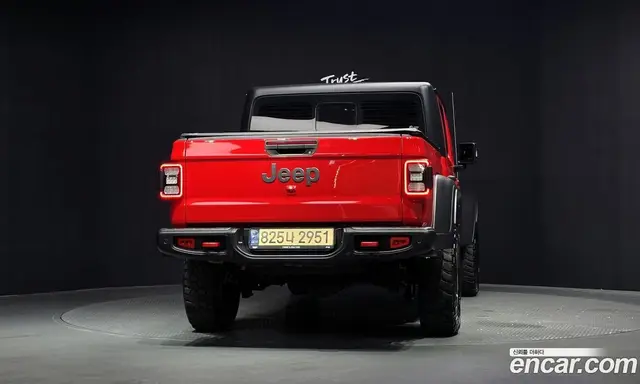 Jeep Gladiator 2022 3.6 автомат (гидро), миниатюра 4 Jeep Gladiator 2022 3.6 автомат (гидро), миниатюра 4