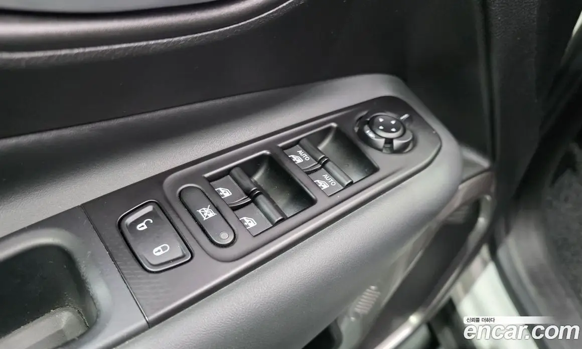 Jeep Renegade 2019 2.4 автомат (гидро), фото 28 Jeep Renegade 2019 2.4 автомат (гидро), фото 28