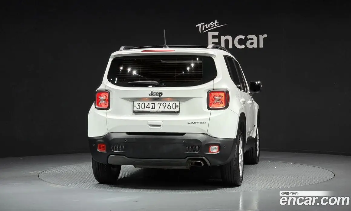 Jeep Renegade 2019 2.4 автомат (гидро), фото 4 Jeep Renegade 2019 2.4 автомат (гидро), фото 4