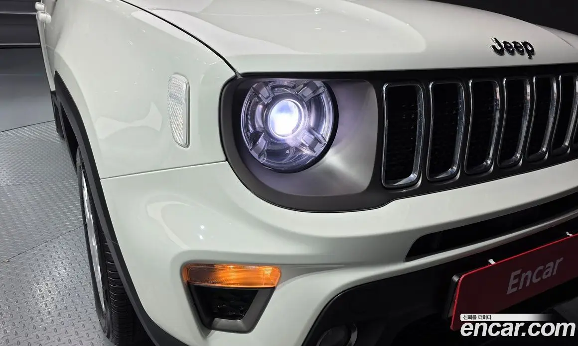 Jeep Renegade 2019 2.4 автомат (гидро), фото 8 Jeep Renegade 2019 2.4 автомат (гидро), фото 8