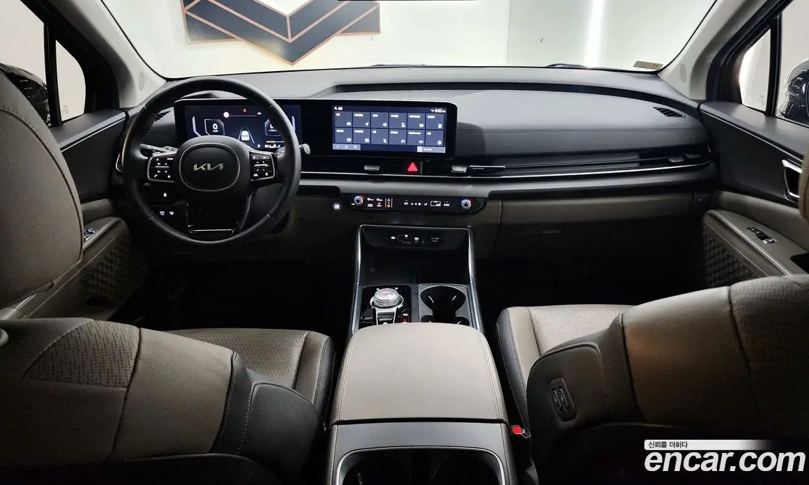 Kia Carnival 2024 3.5 автомат (гидро), фото 8 Kia Carnival 2024 3.5 автомат (гидро), фото 8