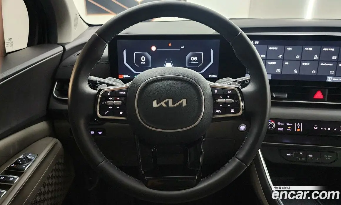Kia Carnival 2024 3.5 автомат (гидро), фото 9 Kia Carnival 2024 3.5 автомат (гидро), фото 9