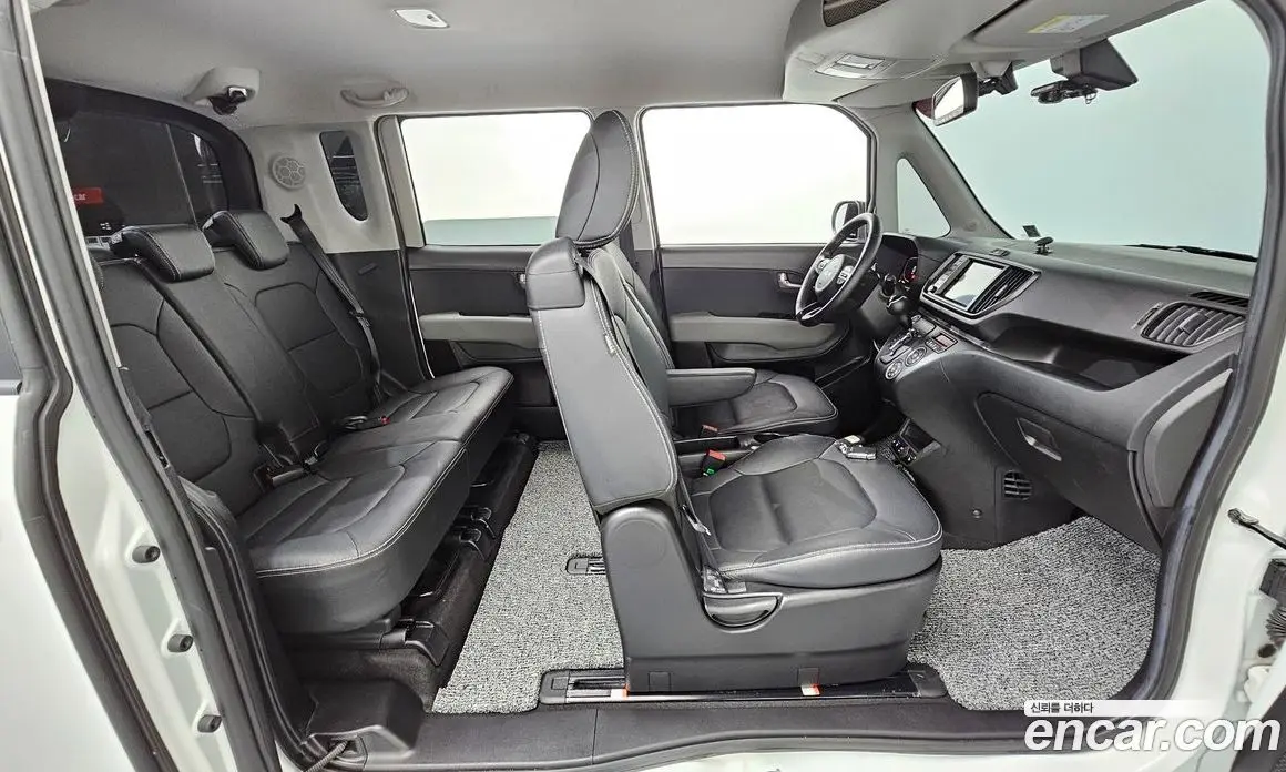 Kia Ray 2023 1.0 автомат (гидро), фото 16