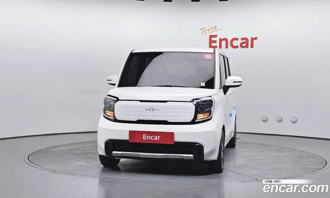 Kia Ray 2023 1.0 автомат (гидро), фото 3