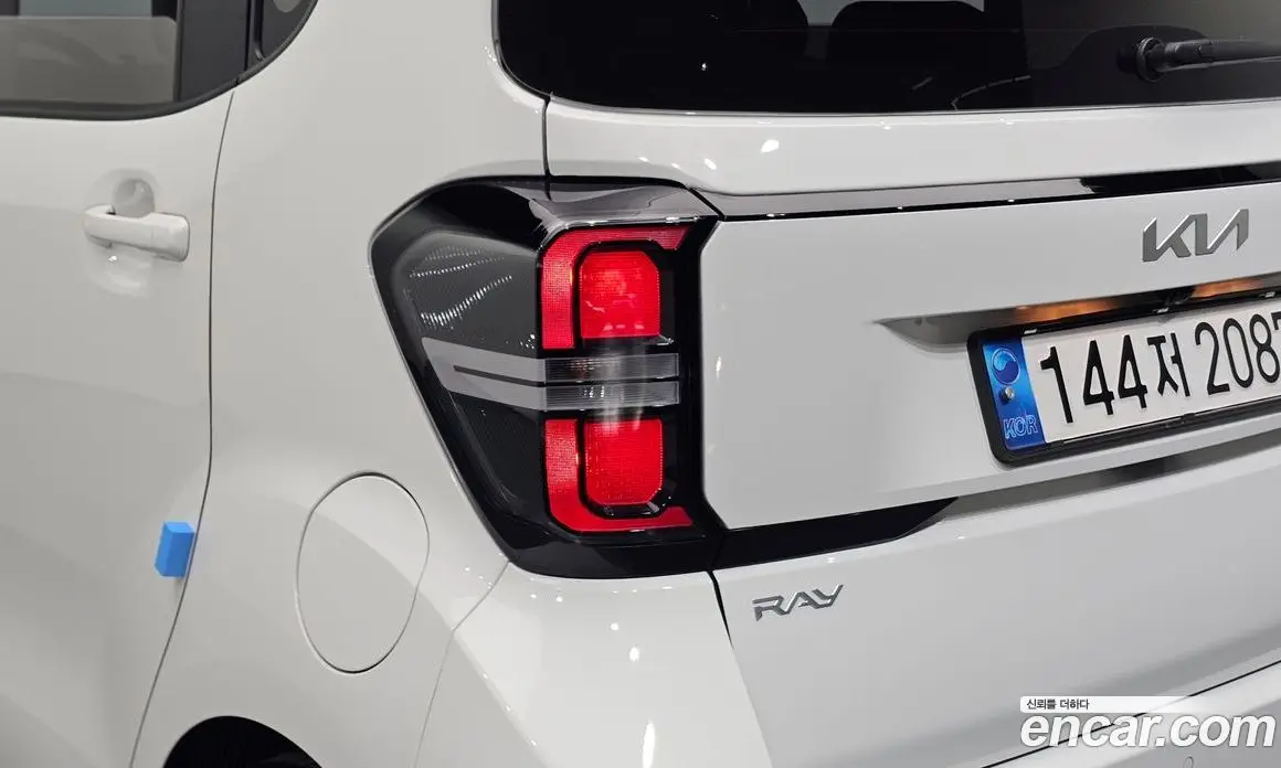 Kia Ray 2023 1.0 автомат (гидро), фото 9