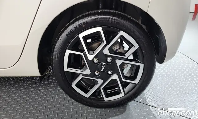 Kia Ray 2023 1.0 автомат (гидро), миниатюра 7 Kia Ray 2023 1.0 автомат (гидро), миниатюра 7