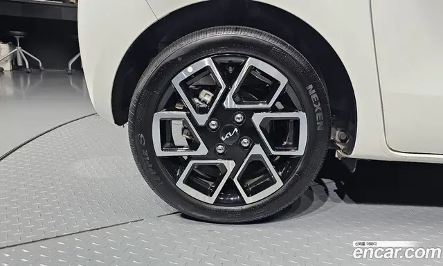 Kia Ray 2024 1.0 автомат (гидро), миниатюра 4 Kia Ray 2024 1.0 автомат (гидро), миниатюра 4