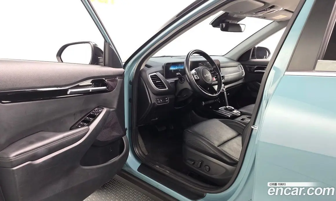 Kia Seltos 2024 1.6 автомат (гидро), фото 10 Kia Seltos 2024 1.6 автомат (гидро), фото 10