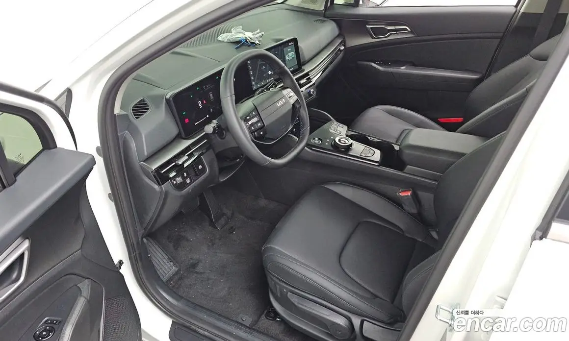Kia Sportage 2026 1.6 автомат (гидро), фото 13 Kia Sportage 2026 1.6 автомат (гидро), фото 13