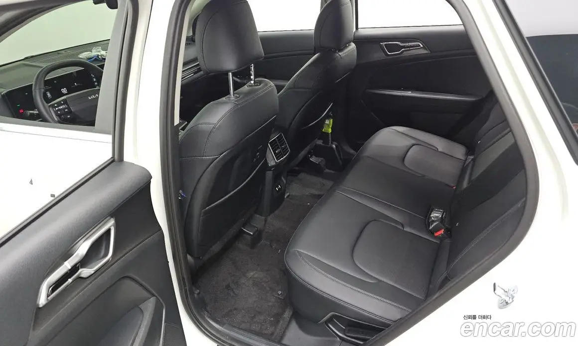 Kia Sportage 2026 1.6 автомат (гидро), фото 16 Kia Sportage 2026 1.6 автомат (гидро), фото 16