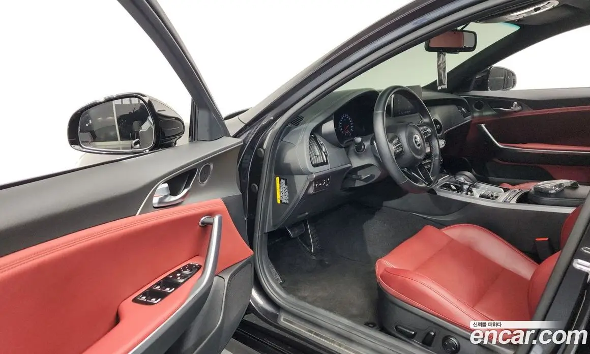 Kia Stinger 2020 2.0 автомат (гидро), фото 13 Kia Stinger 2020 2.0 автомат (гидро), фото 13