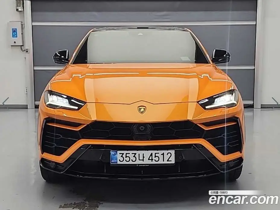 Lamborghini Urus 2021 4.0 автомат (гидро), фото 2 Lamborghini Urus 2021 4.0 автомат (гидро), фото 2