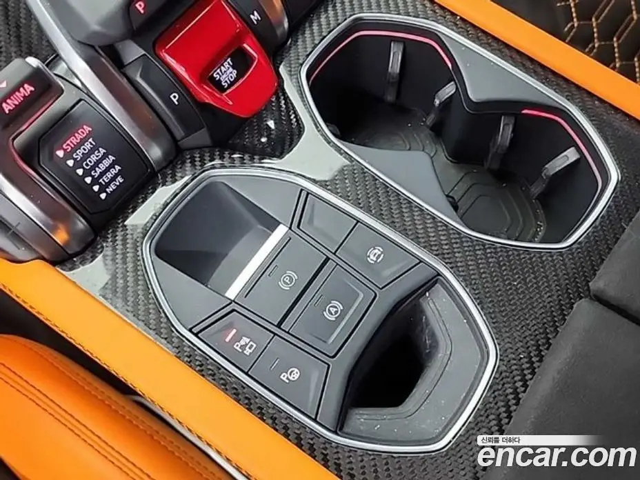 Lamborghini Urus 2021 4.0 автомат (гидро), фото 17 Lamborghini Urus 2021 4.0 автомат (гидро), фото 17