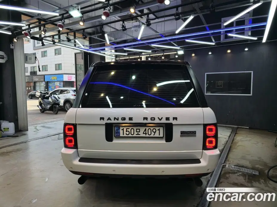 Land Rover Range Rover 2012 5.0 автомат (гидро), фото 4 Land Rover Range Rover 2012 5.0 автомат (гидро), фото 4