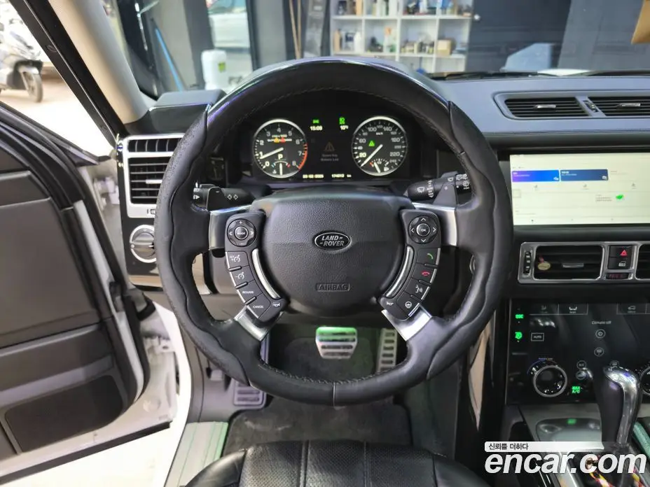 Land Rover Range Rover 2012 5.0 автомат (гидро), фото 10 Land Rover Range Rover 2012 5.0 автомат (гидро), фото 10