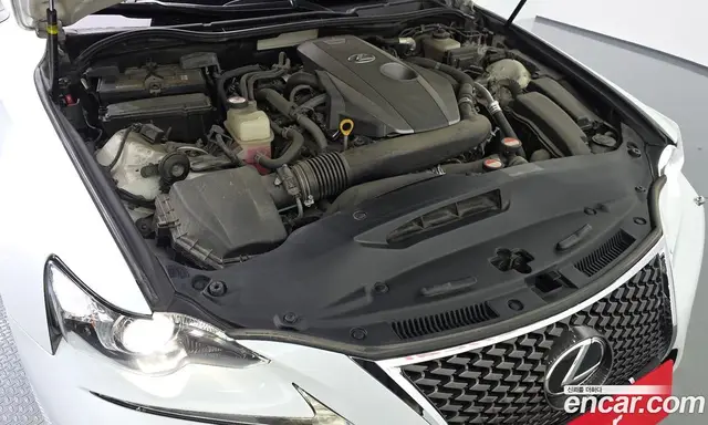 Lexus IS 2016 2.0 автомат (гидро), миниатюра 6 Lexus IS 2016 2.0 автомат (гидро), миниатюра 6