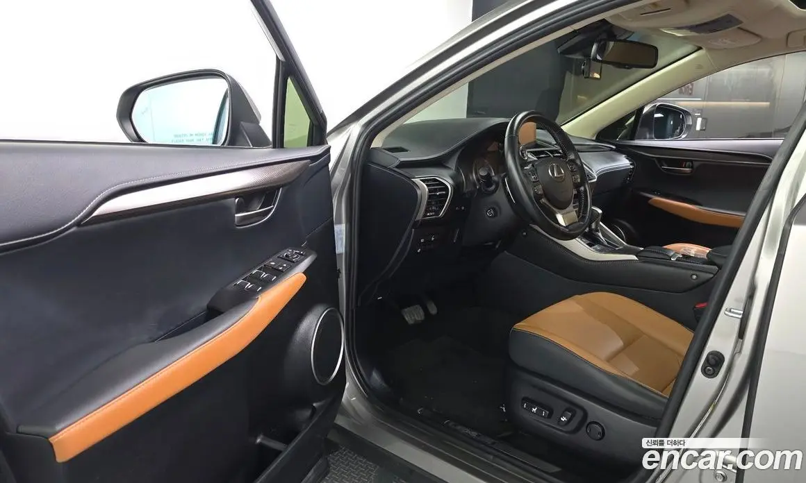 Lexus NX 2019 2.5 автомат (гидро), фото 13 Lexus NX 2019 2.5 автомат (гидро), фото 13