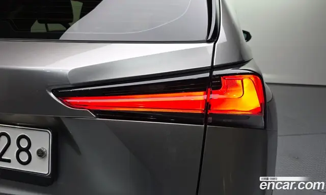 Lexus NX 2019 2.5 автомат (гидро), миниатюра 9 Lexus NX 2019 2.5 автомат (гидро), миниатюра 9