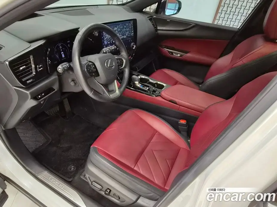 Lexus NX 2022 2.5 автомат (вариатор), фото 11 Lexus NX 2022 2.5 автомат (вариатор), фото 11