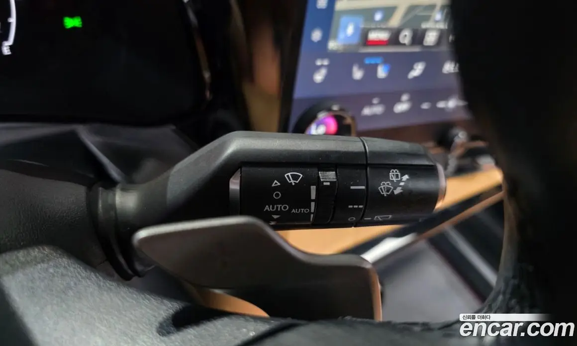 Lexus NX 2023 2.5 автомат (гидро), фото 37 Lexus NX 2023 2.5 автомат (гидро), фото 37