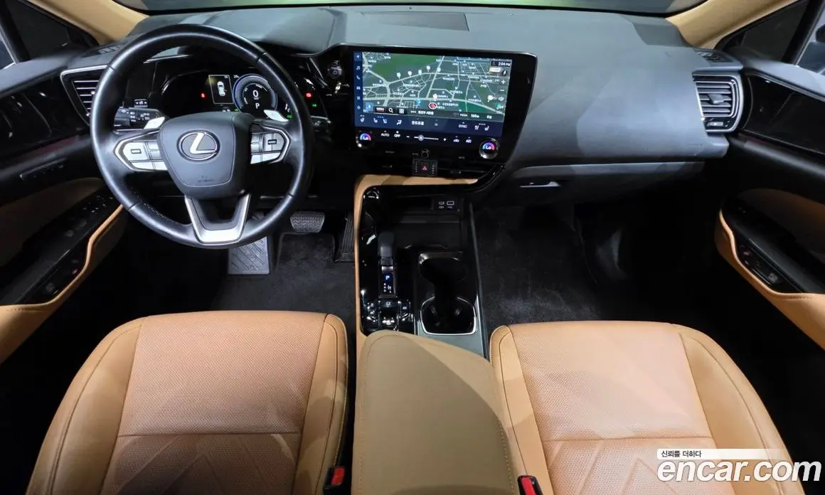 Lexus NX 2023 2.5 автомат (гидро), фото 10 Lexus NX 2023 2.5 автомат (гидро), фото 10