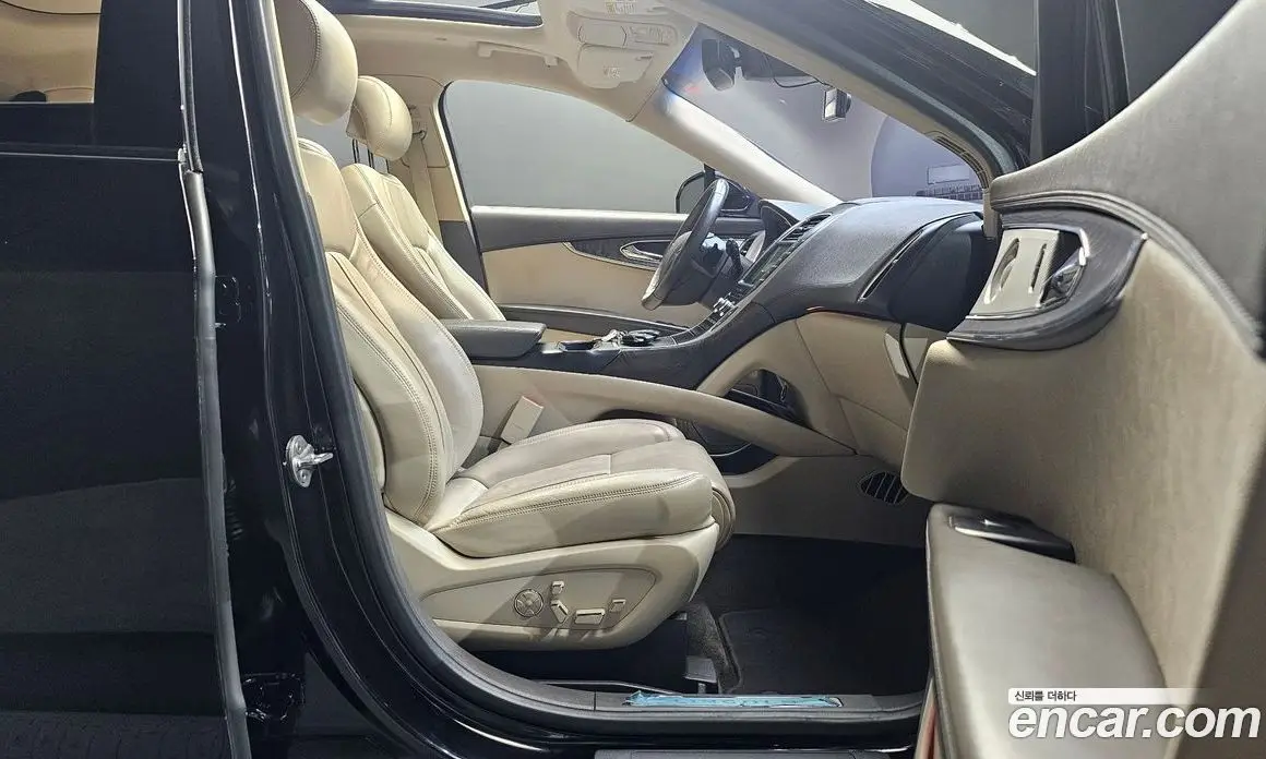 Lincoln MKX 2017 2.7 автомат (гидро), фото 16 Lincoln MKX 2017 2.7 автомат (гидро), фото 16