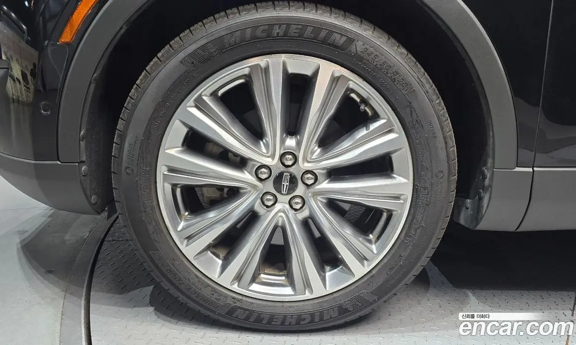 Lincoln MKX 2017 2.7 автомат (гидро), фото 5 Lincoln MKX 2017 2.7 автомат (гидро), фото 5