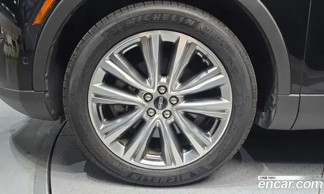 Lincoln MKX 2017 2.7 автомат (гидро), миниатюра 5 Lincoln MKX 2017 2.7 автомат (гидро), миниатюра 5