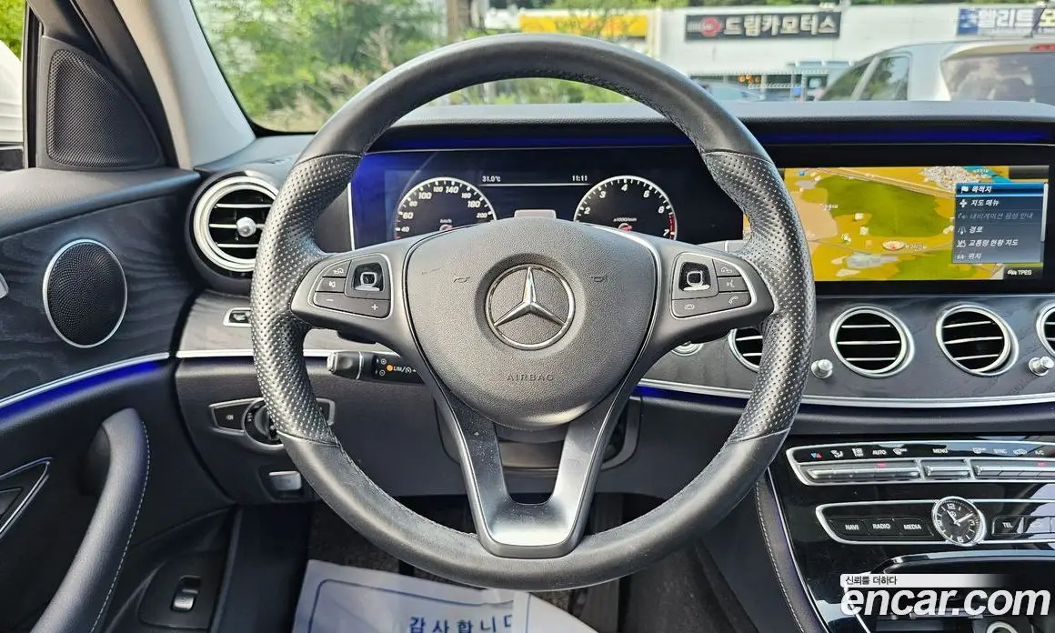 Mercedes-Benz E-Class 2017 2.0 автомат (гидро), фото 13 Mercedes-Benz E-Class 2017 2.0 автомат (гидро), фото 13