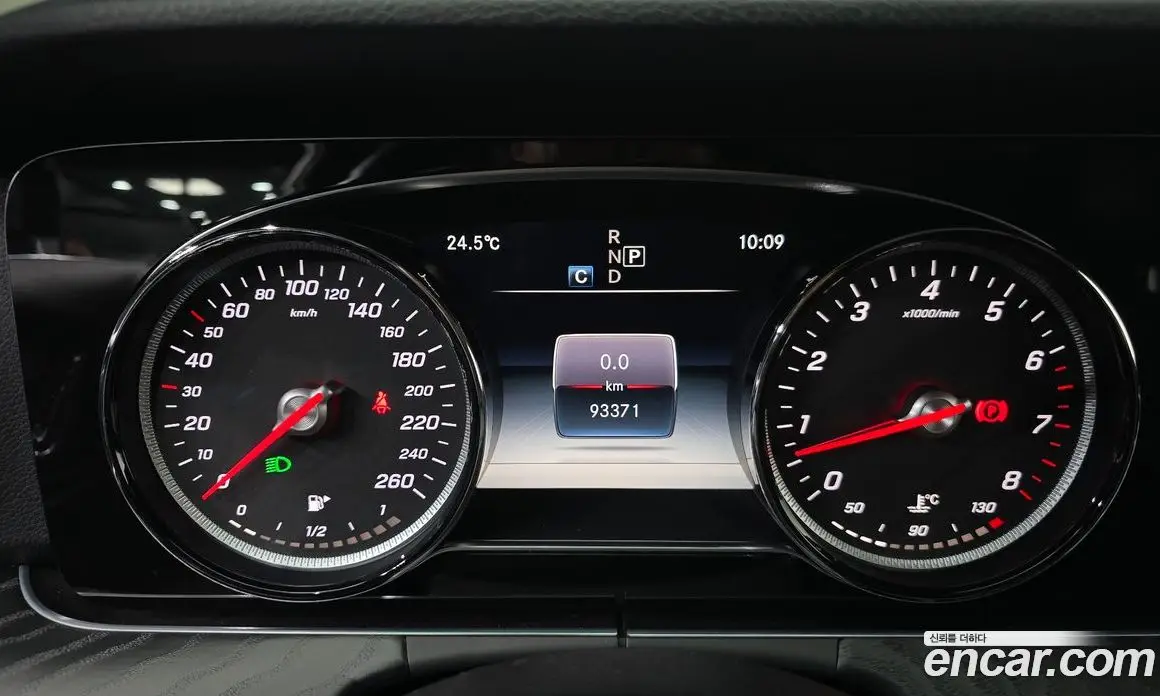 Mercedes-Benz E-Class 2018 2.0 автомат (гидро), фото 11 Mercedes-Benz E-Class 2018 2.0 автомат (гидро), фото 11