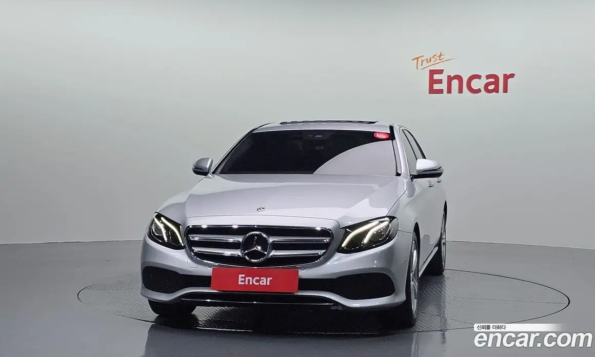 Mercedes-Benz E-Class 2018 2.0 автомат (гидро), фото 3 Mercedes-Benz E-Class 2018 2.0 автомат (гидро), фото 3