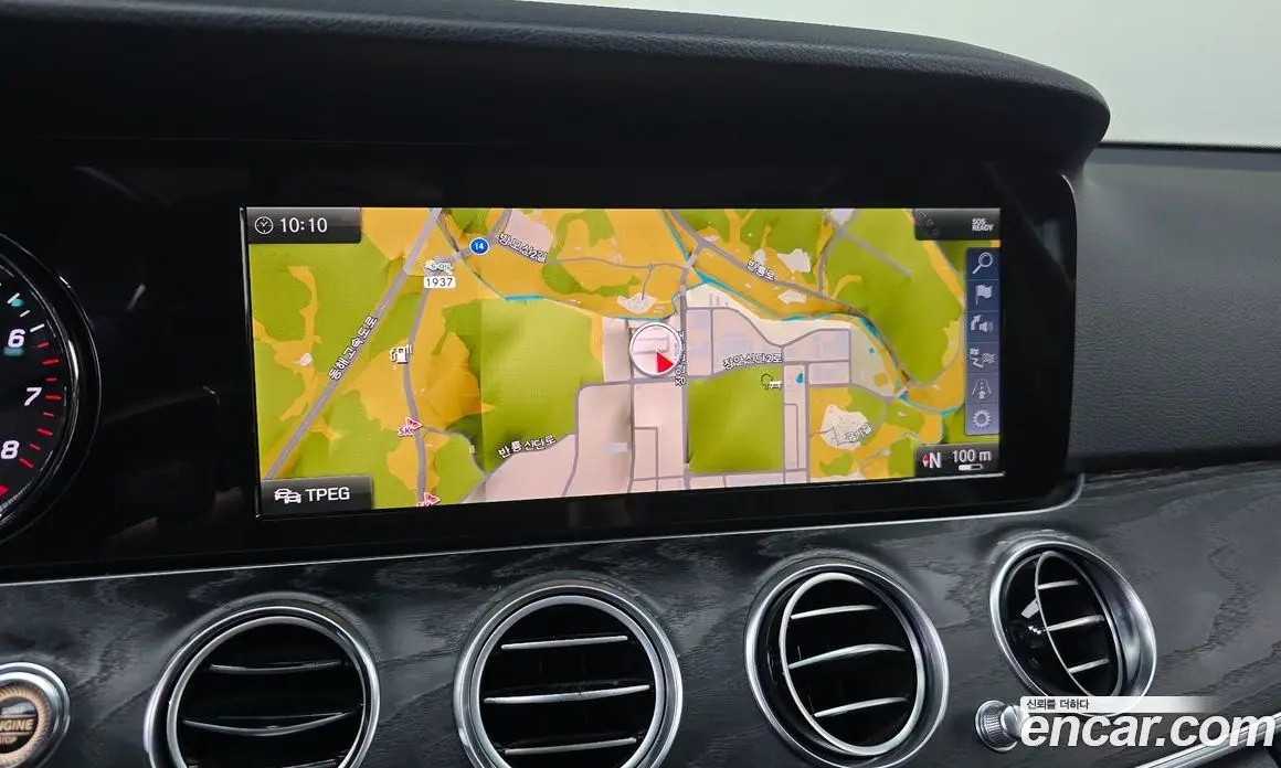 Mercedes-Benz E-Class 2018 2.0 автомат (гидро), фото 22 Mercedes-Benz E-Class 2018 2.0 автомат (гидро), фото 22