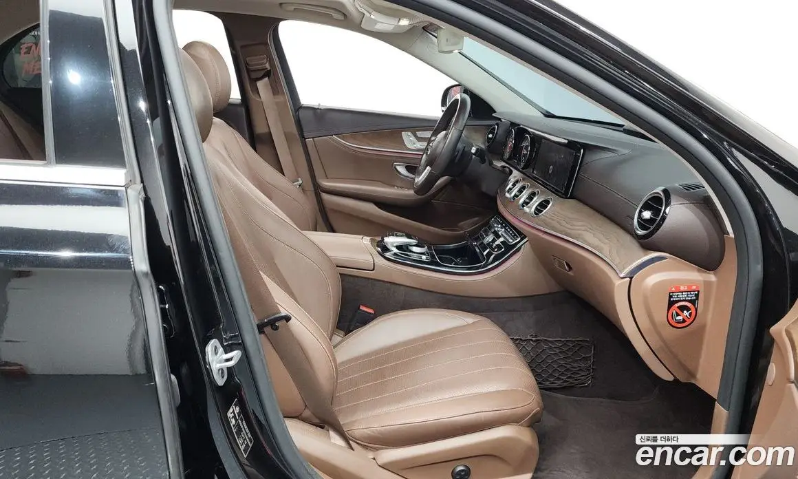 Mercedes-Benz E-Class 2019 1.9 автомат (гидро), фото 16