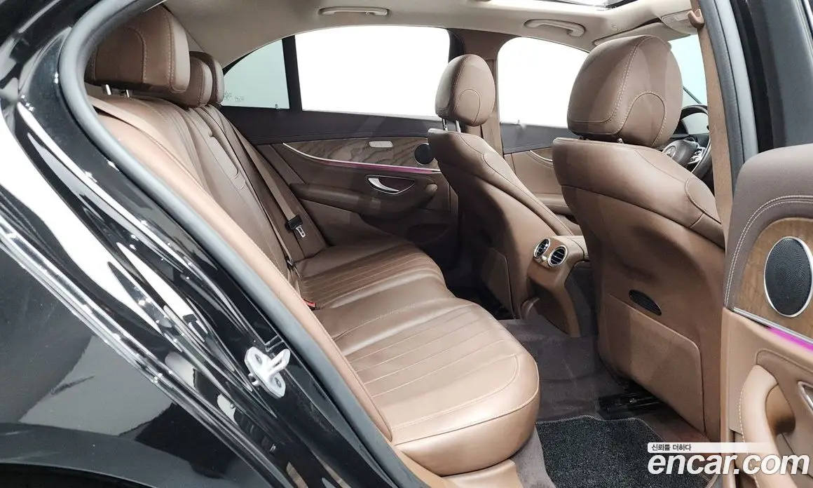 Mercedes-Benz E-Class 2019 1.9 автомат (гидро), фото 18