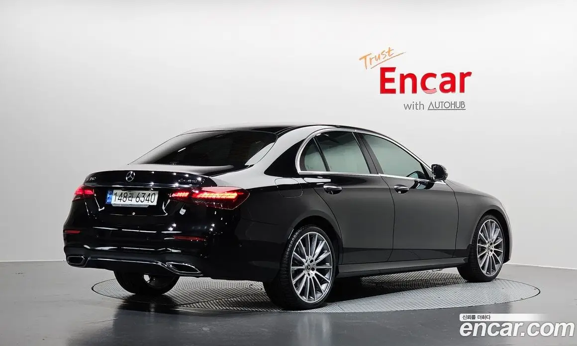 Mercedes-Benz E-Class 2022 2.0 автомат (гидро), фото 1 Mercedes-Benz E-Class 2022 2.0 автомат (гидро), фото 1